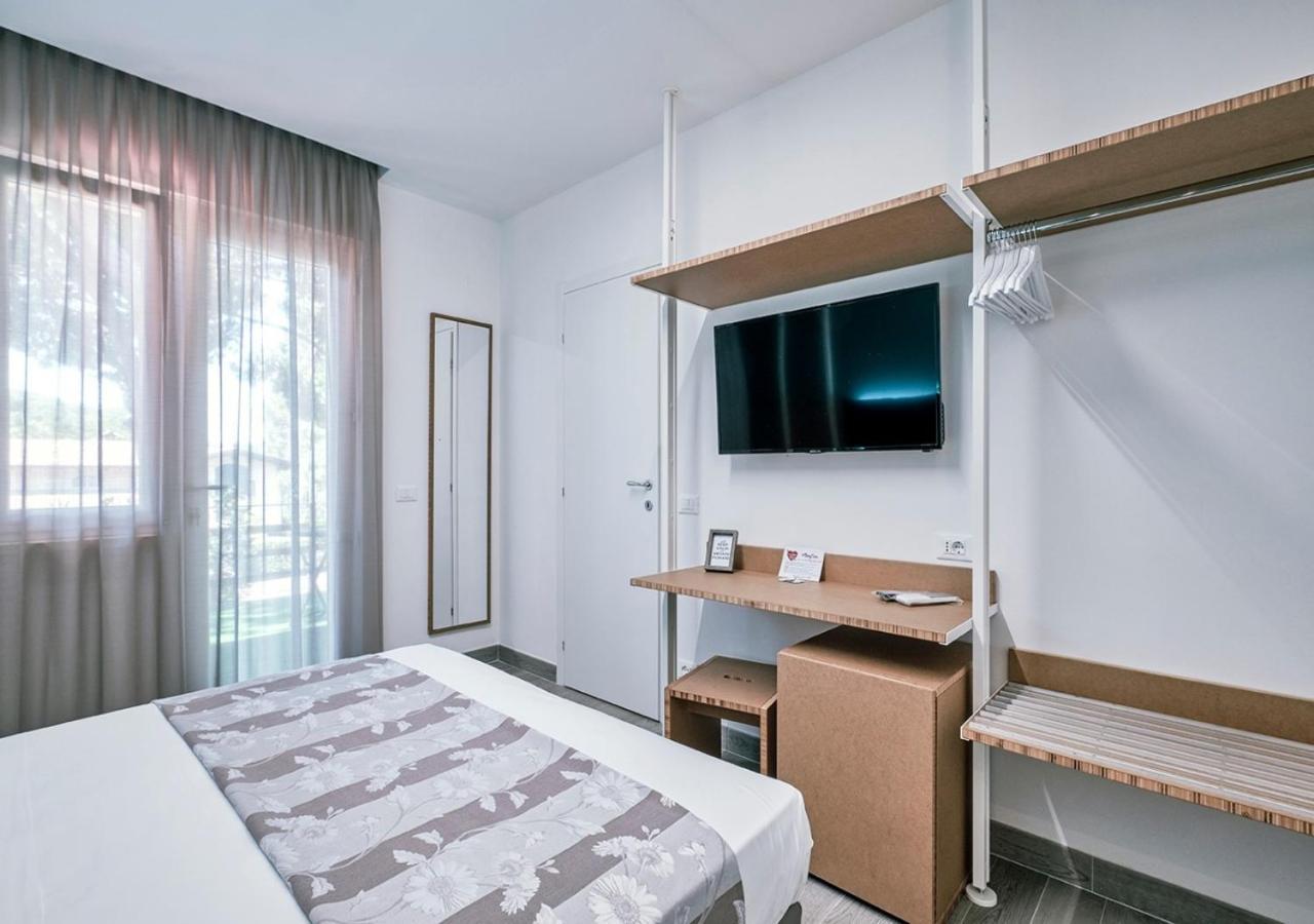 Hotel Storyville Business & Holiday Cinquale Zewnętrze zdjęcie