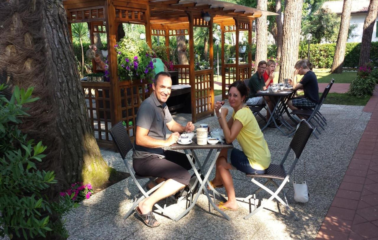 Hotel Storyville Business & Holiday Cinquale Zewnętrze zdjęcie